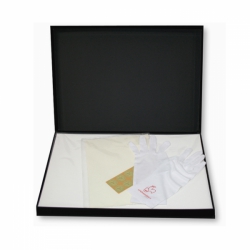This limited edition paper comes with a Prat-designed archival box that can be used as a portfolio and these accessories.
