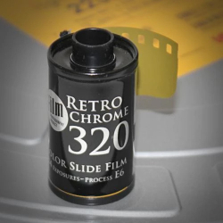 FPP Retrochrome ISO 400 35mm x 36 exp. 