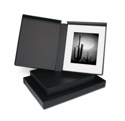 Printfile Clamshell Box 9 in x 12 in. 