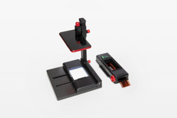 product Lomo DigitaLIZA Max Scanning Kit 35/120 Holder, Light and Stand