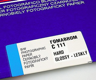 Fomabrom FB Grade #4 (C) 20x24/10 sheets Glossy (111)