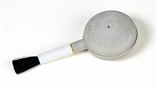 product Negative Blower Brush - Medium