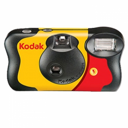 Kodak FunSaver 35mm 800 ISO with Flash 35mm x 27 exp. One-Time Use Camera